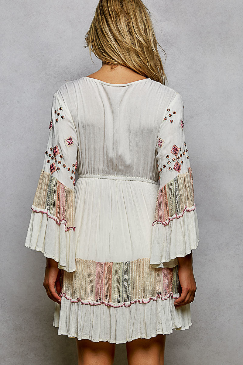 POL DEEP V-NECKLINE RELAXED-FIT LONG SLEEVE DRESS