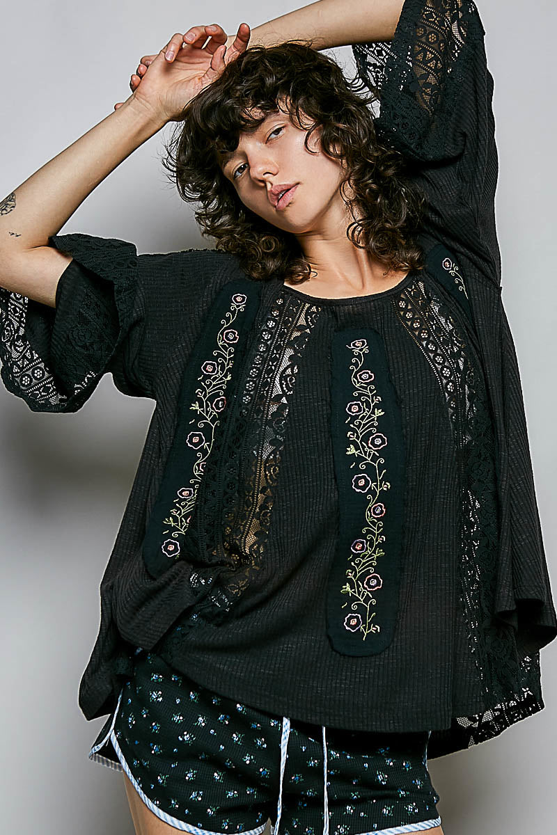 POL SQUARE NECK THREE QUARTER SLEEVE RELAXED FIT TOP