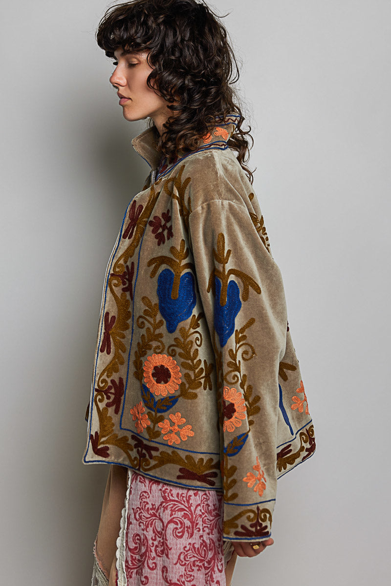 POL Vintage Floral Embroidered Velvet Jacket