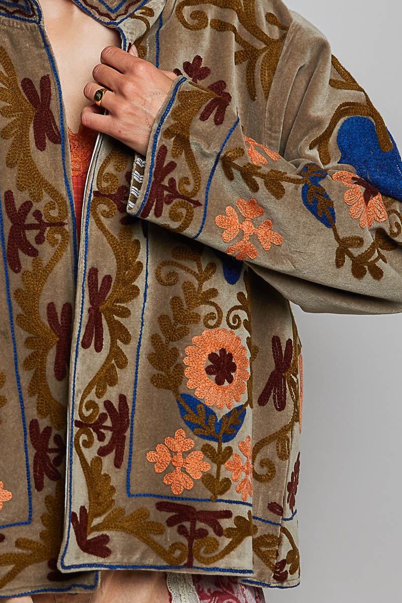 POL Vintage Floral Embroidered Velvet Jacket