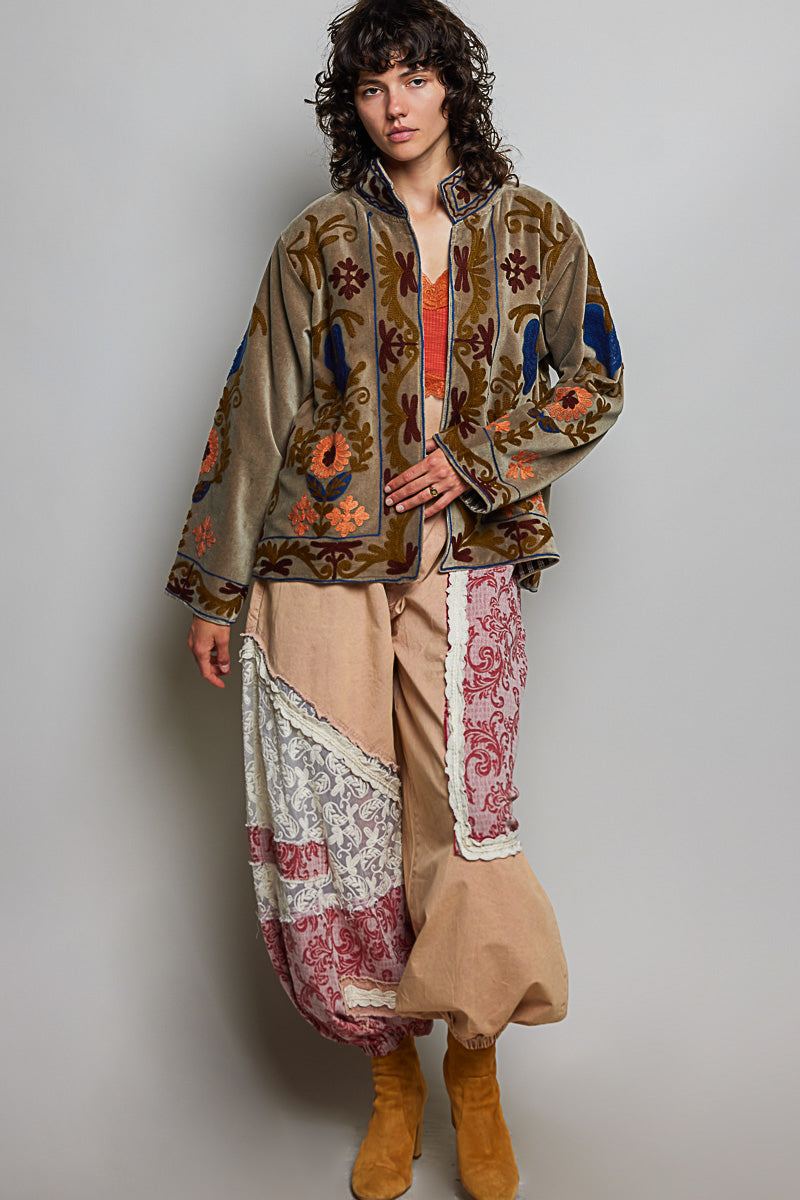 POL Vintage Floral Embroidered Velvet Jacket