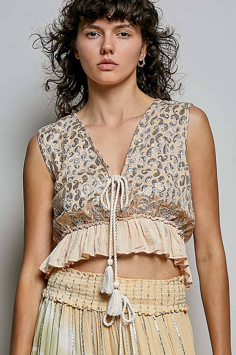 POL SLEEVELESS CROPPED TOP DEEP V-NECKLINE