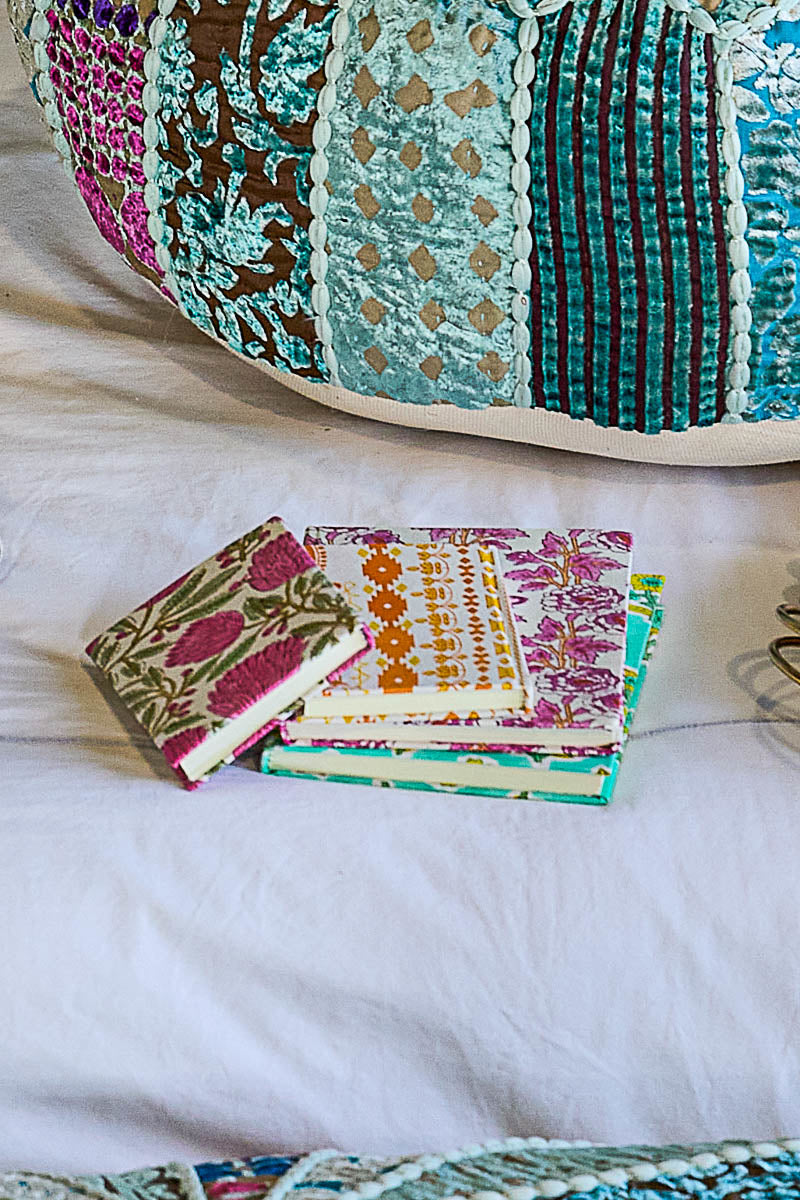 POL Portable floral print fabric-covered notebook