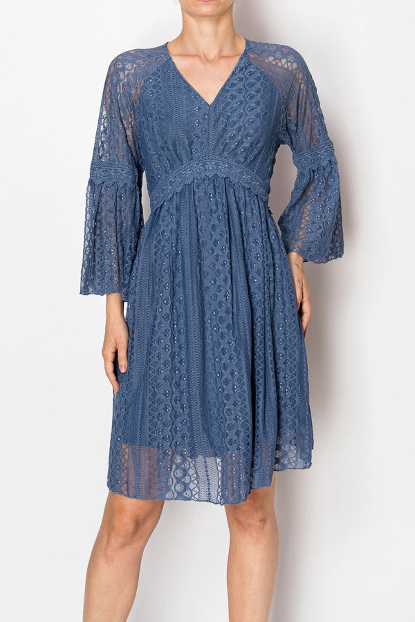 ORIGAMI APPAREL Dreamy Lined Lace Dress w/ Bell Sleeves