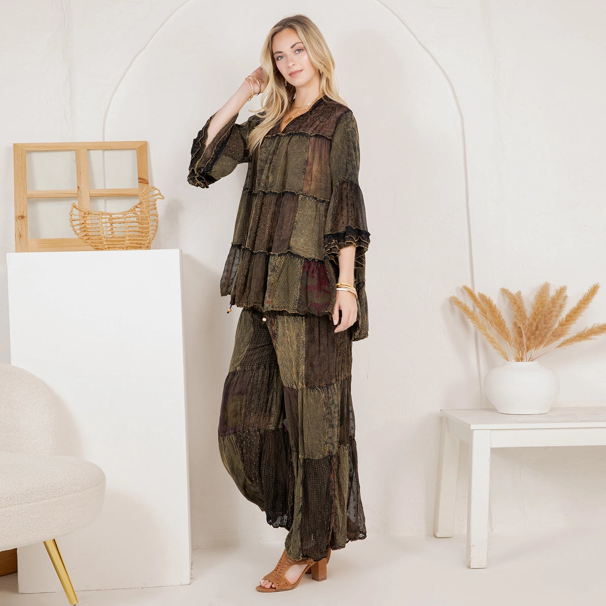YOUNG THREAD Boho Set: Band Collar Jhabla Top & Retro Flare Pants