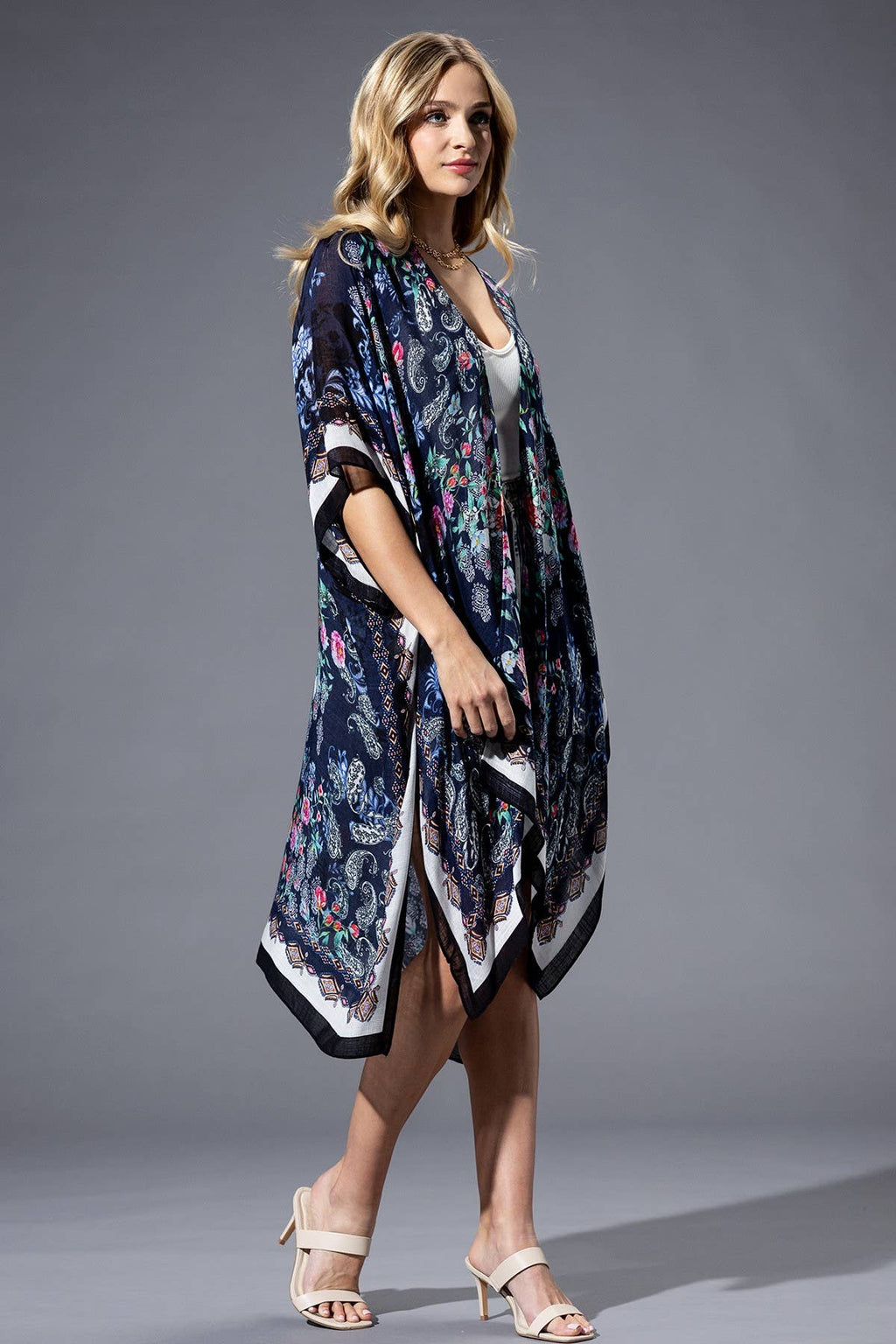 Rose Paisley Viscose Kimono